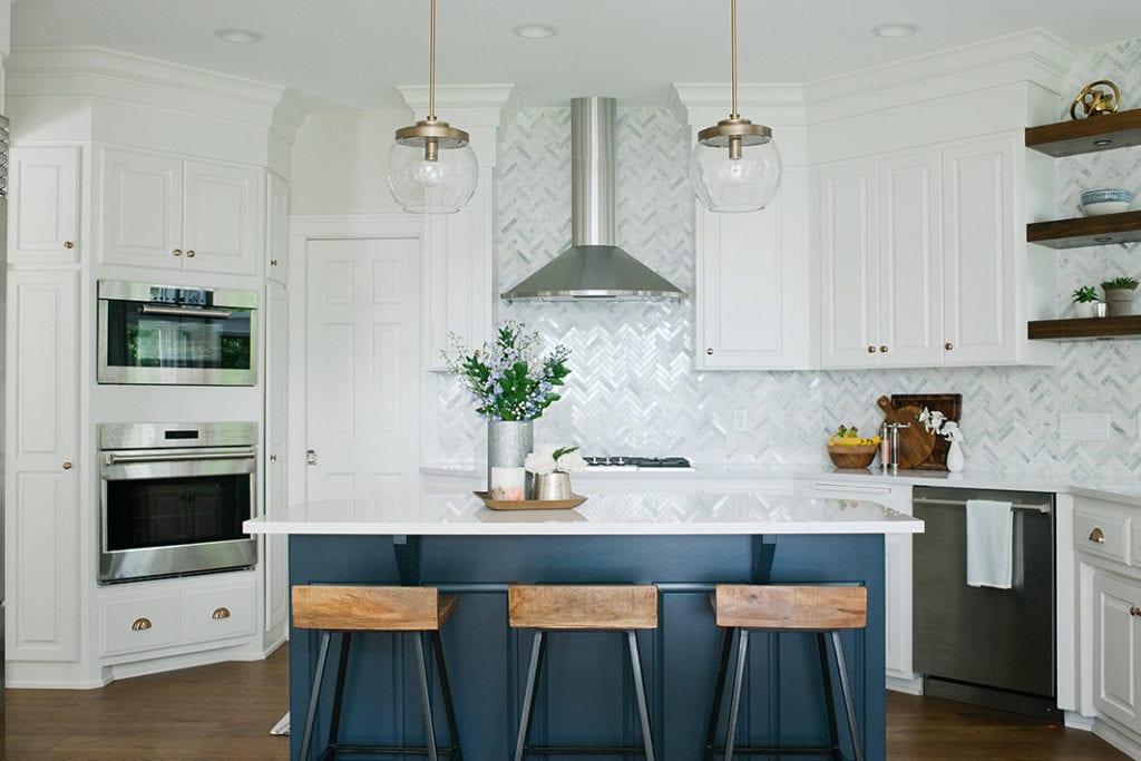 Zephyr Savona Wall, Kitchen design by Kirsten Erickson